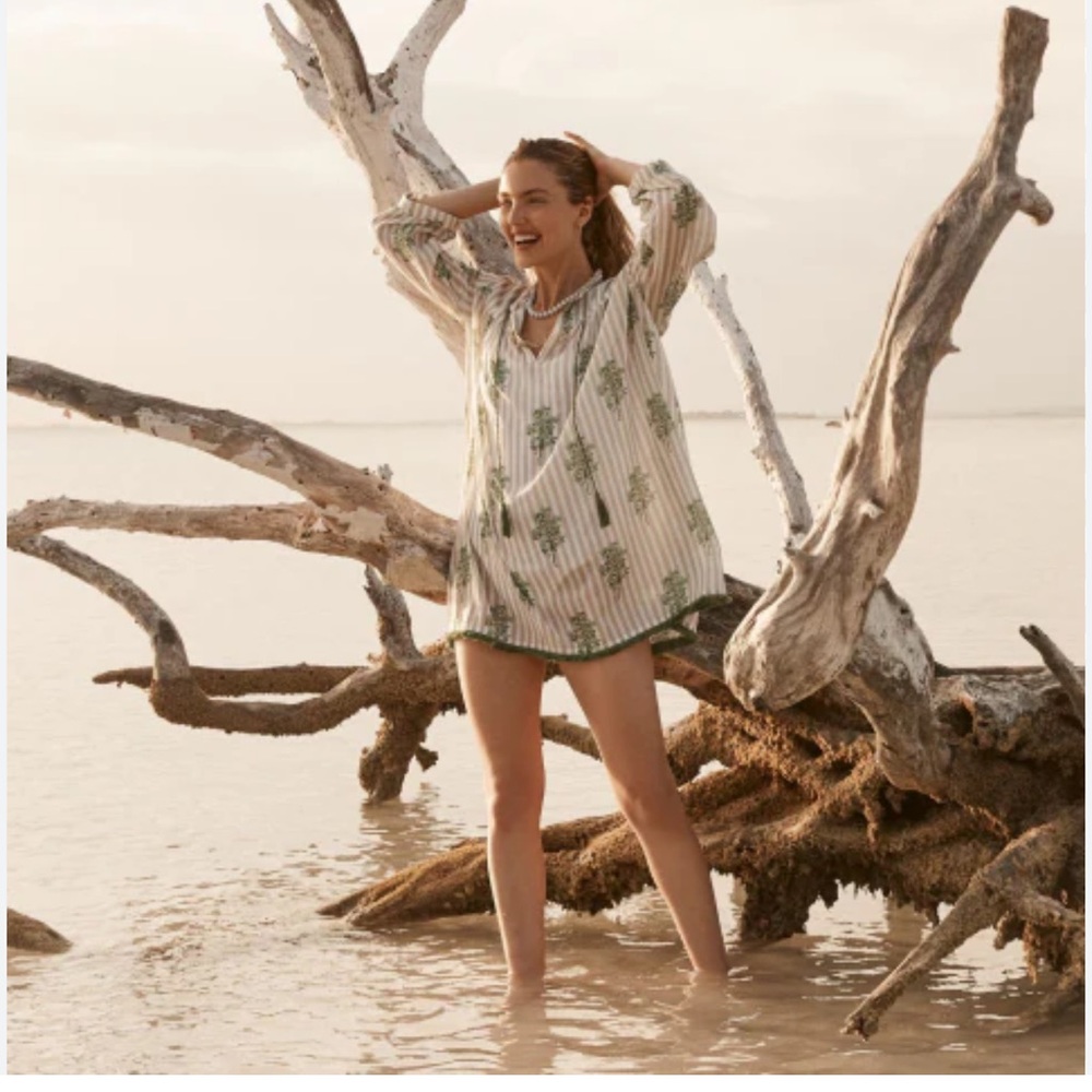 Tuckernuck Green Floral Stripe Women's Tunic Top cover up